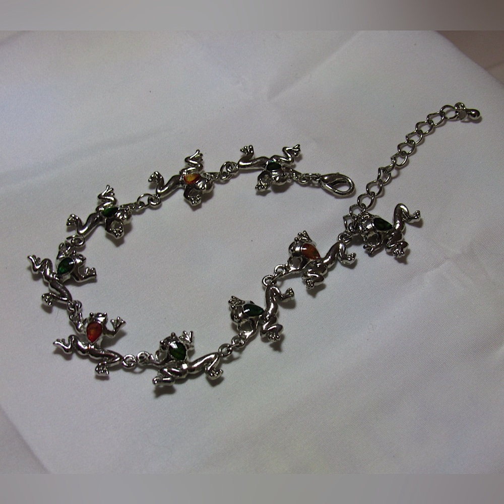 “Froglet” - Picture 2 of 2